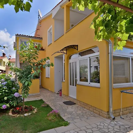 Fuer 7 Personen Ca 75 Qm In Valbandon, Istrien Istrische Riviera